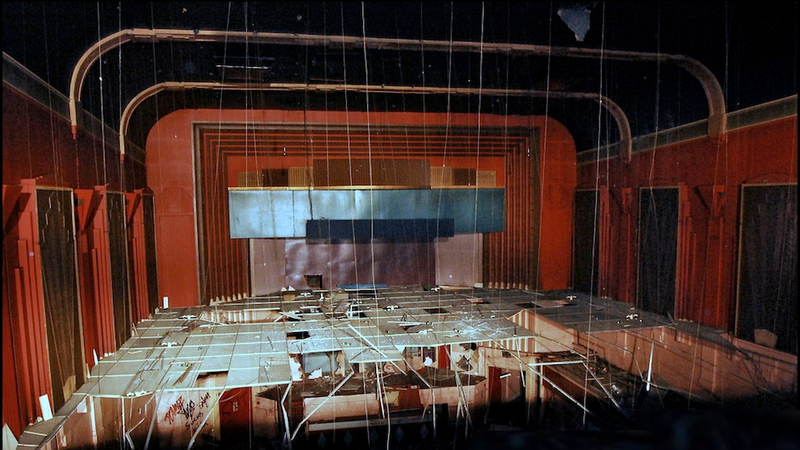 Illustration for article titled Gorgeous Old Movie Theaters That Have Fallen Into Ruin